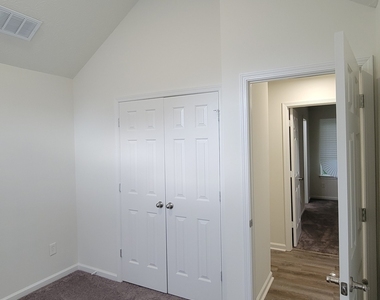3206 Diamond Bluff - Photo Thumbnail 23
