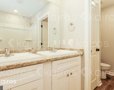 126 Cottage Grove Road - Photo Thumbnail 11