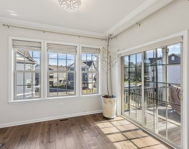 21 Dahlia Dr - Photo Thumbnail 10