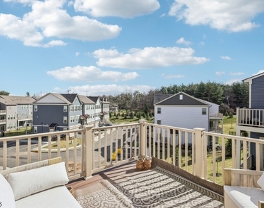 21 Dahlia Dr - Photo Thumbnail 18