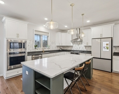 21 Dahlia Dr - Photo Thumbnail 4