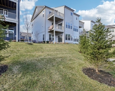 21 Dahlia Dr - Photo Thumbnail 46