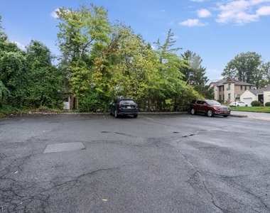 104 Ridgedale Ave - Photo Thumbnail 18