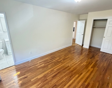 79-25 150th Street - Photo Thumbnail 15