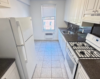 79-25 150th Street - Photo Thumbnail 6