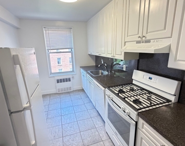79-25 150th Street - Photo Thumbnail 7