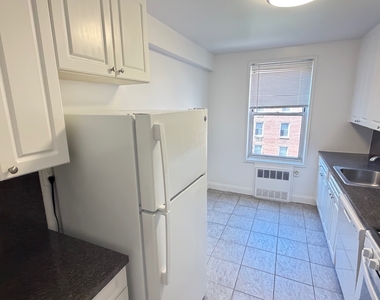 79-25 150th Street - Photo Thumbnail 8