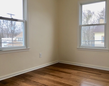 29 Water Street - Photo Thumbnail 4