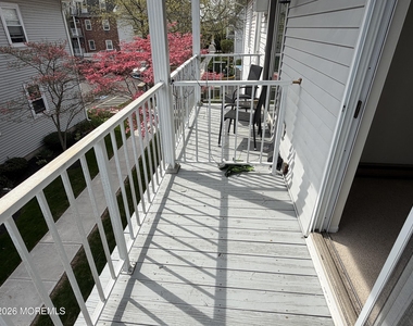 65 Whitefield Avenue - Photo Thumbnail 14