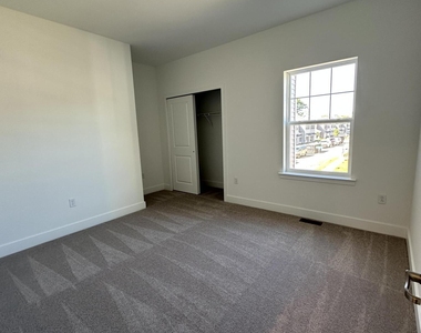2708 Journey Avenue - Photo Thumbnail 15