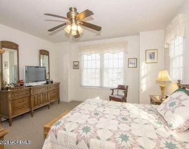 26 Newark Avenue - Photo Thumbnail 8
