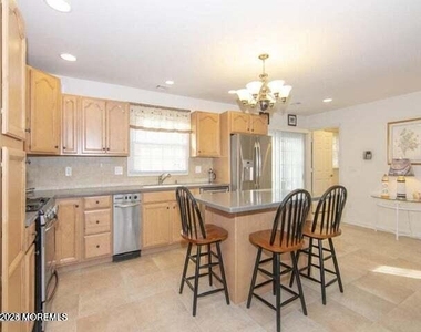 26 Newark Avenue - Photo Thumbnail 3