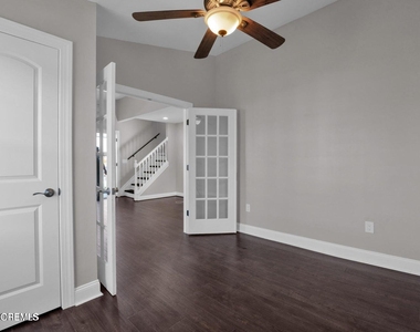 401 Spruce Street - Photo Thumbnail 6