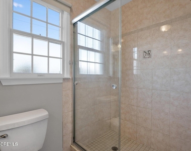 401 Spruce Street - Photo Thumbnail 13