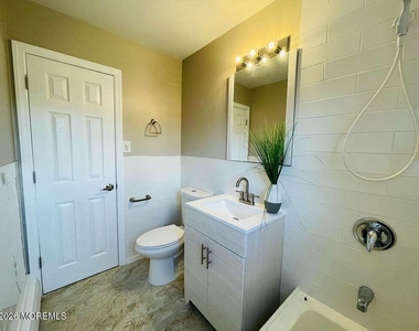 68 Stonehurst Boulevard - Photo Thumbnail 4