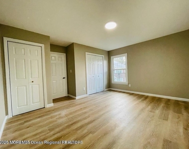 68 Stonehurst Boulevard - Photo Thumbnail 7
