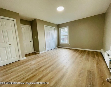 68 Stonehurst Boulevard - Photo Thumbnail 5
