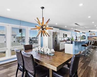 110 N Ensign Drive - Photo Thumbnail 8