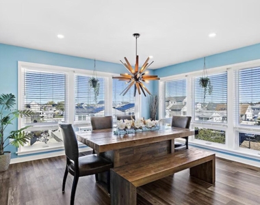 110 N Ensign Drive - Photo Thumbnail 9