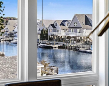 110 N Ensign Drive - Photo Thumbnail 10