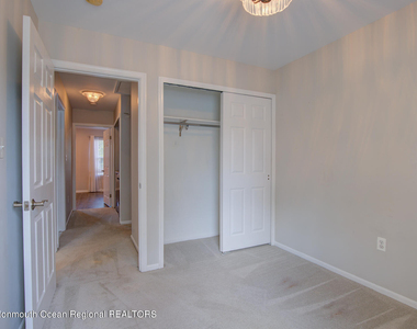 16 Gloucester Court - Photo Thumbnail 16