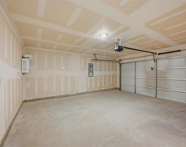 3914 Ontario Way - Photo Thumbnail 24