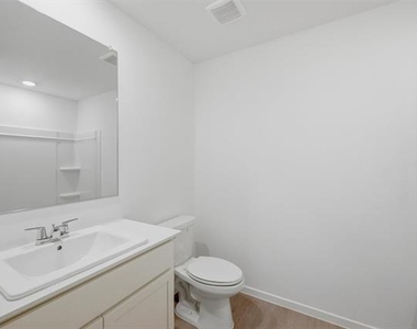 3914 Ontario Way - Photo Thumbnail 14