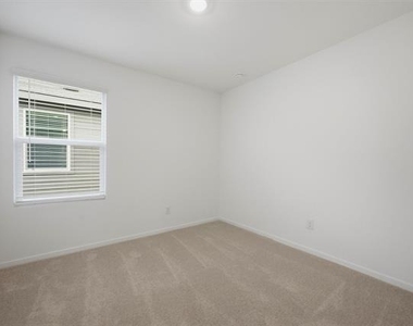 3914 Ontario Way - Photo Thumbnail 12