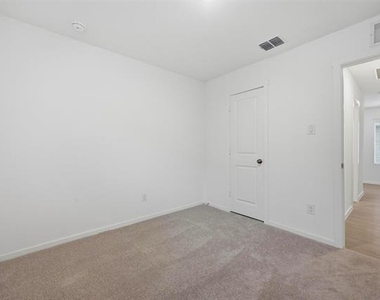 3914 Ontario Way - Photo Thumbnail 13