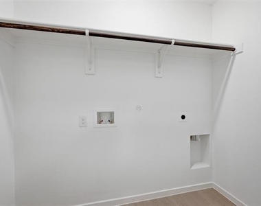 3914 Ontario Way - Photo Thumbnail 23