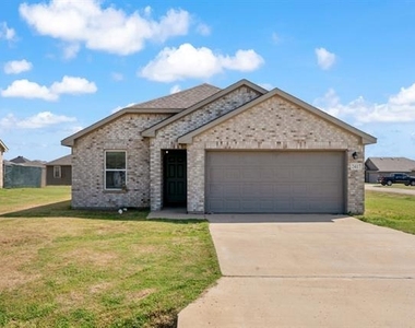 2417 Abigail Lane - Photo Thumbnail 1