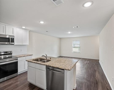 2417 Abigail Lane - Photo Thumbnail 2