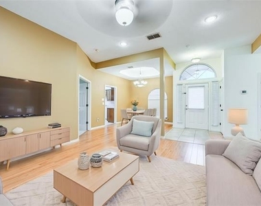 1136 Park Glen - Photo Thumbnail 3