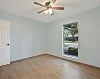 2614 Branch Oaks Drive - Photo Thumbnail 23