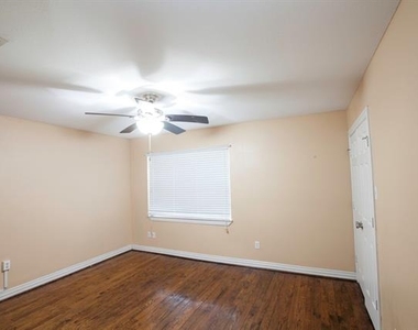 4741 Bradford Drive - Photo Thumbnail 25