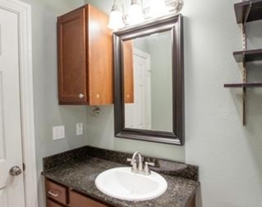 4741 Bradford Drive - Photo Thumbnail 6