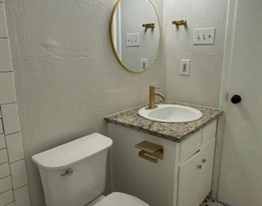 528 Apollo Drive - Photo Thumbnail 7
