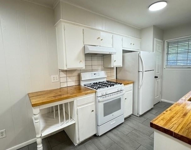 528 Apollo Drive - Photo Thumbnail 4