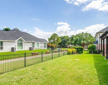 830 Doral Drive - Photo Thumbnail 37