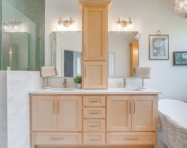 830 Doral Drive - Photo Thumbnail 5