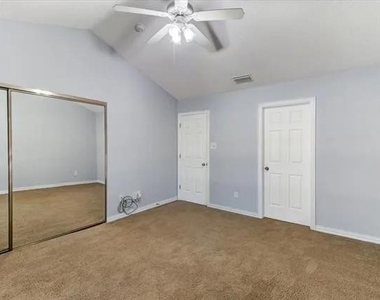 234 Samuel Boulevard - Photo Thumbnail 23