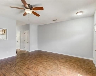 234 Samuel Boulevard - Photo Thumbnail 7