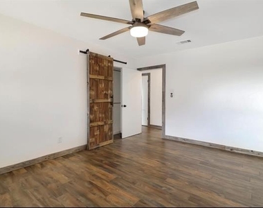 1201 Nw 6th Avenue - Photo Thumbnail 25