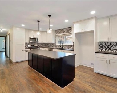 1201 Nw 6th Avenue - Photo Thumbnail 7