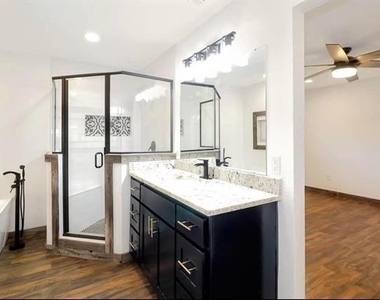 1201 Nw 6th Avenue - Photo Thumbnail 9