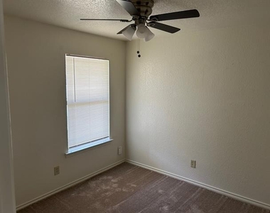1405 Cherry - Photo Thumbnail 6