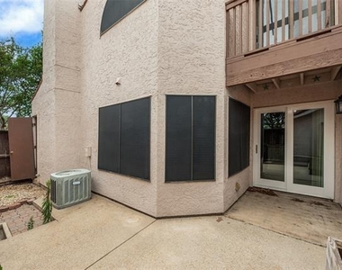 511 Ranch Trail - Photo Thumbnail 21