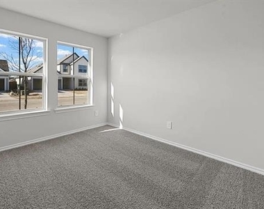 13125 Quintin Drive - Photo Thumbnail 8