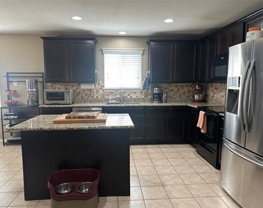 1713 Megan Creek Drive - Photo Thumbnail 24