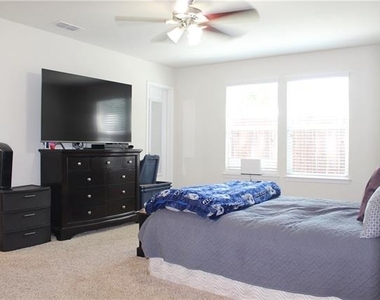 1713 Megan Creek Drive - Photo Thumbnail 4